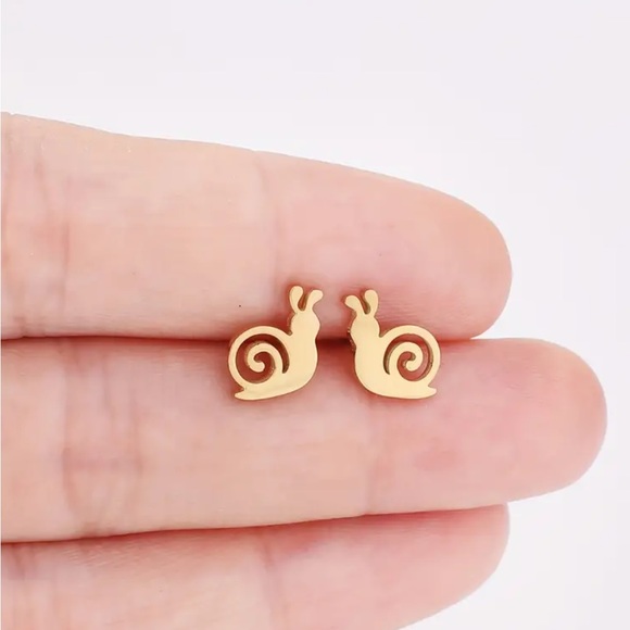 Fashion Jewelry Jewelry - Gold Stainless Steel Snail Stud Earrings